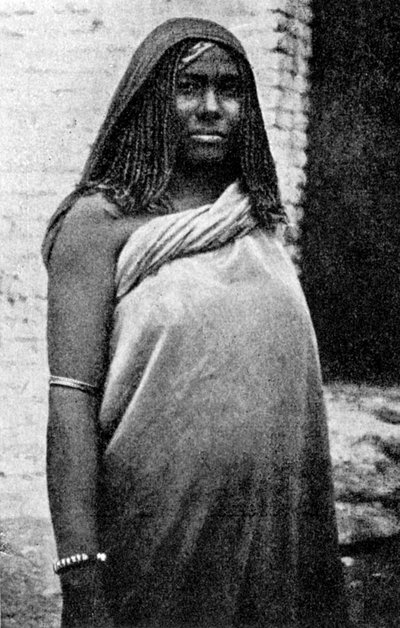 एबिसिनिया इथियोपिया की एक गुलाम महिला, 1922 द्वारा अज्ञात