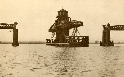 अलोआ स्विंग ब्रिज, 1930। द्वारा अज्ञात