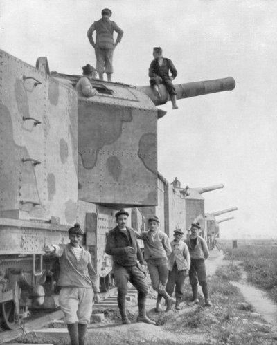 एक बख़्तरबंद ट्रेन बैटरी, 1918 द्वारा अज्ञात
