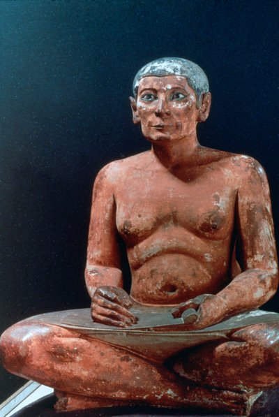 25 वीं -24 वीं शताब्दी ईसा पूर्व एक बैठा हुआ मुंशी का प्राचीन मिस्र का आंकड़ा द्वारा अज्ञात