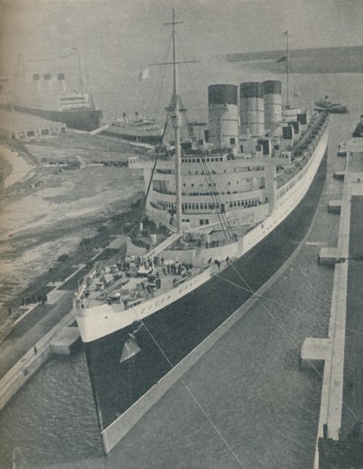 किंग जॉर्ज पंचम डॉकिंग, 1936 में आरएमएस क्यूनार्ड व्हाइट स्टार लाइनर क्वीन मैरी का आगमन द्वारा अज्ञात