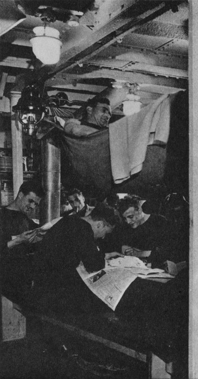 स्वीप्स के बीच, 1943 द्वारा अज्ञात