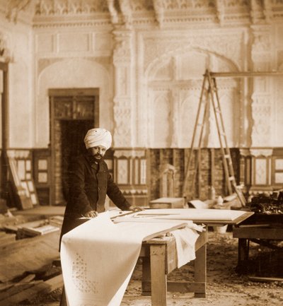 भाई राम सिंह इंडियन रूम, ओसबोर्न हाउस, आइल ऑफ वाइट, 1892 में काम करते हुए द्वारा अज्ञात