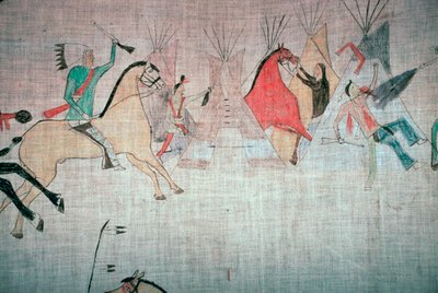 ब्लैकफ़ुट मूल अमेरिकी टेपी अस्तर एक शिविर पर हमले को दर्शाता है द्वारा अज्ञात