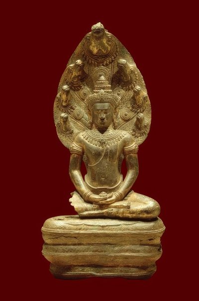 नागा द्वारा संरक्षित बुद्ध द्वारा अज्ञात