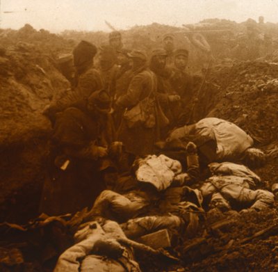कैप्चर की गई खाइयां, लेस Éपारेज, उत्तरी फ्रांस, c1914-c1918। द्वारा अज्ञात