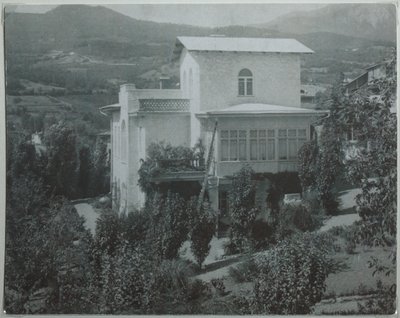 1890 के याल्टा में चेखव्स हाउस द्वारा अज्ञात