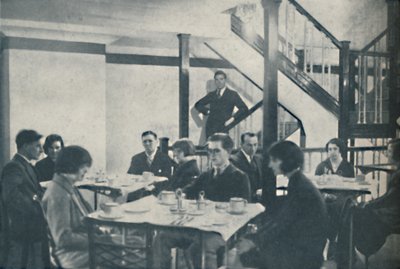यात्रियों के लिए आराम और एक अद्भुत केंद्रीय नियंत्रण का केबिन, c1935 द्वारा अज्ञात