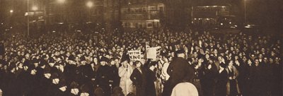 व्हाइटहॉल में प्रदर्शन, 10 दिसंबर, 1936, 1937 द्वारा अज्ञात