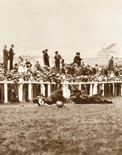 डर्बी, एप्सोम, सरे, 1913 के दौरान एमिली डेविसन ने खुद को किंग्स घोड़े के सामने फेंक दिया द्वारा अज्ञात