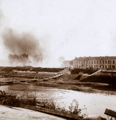 धमाका, न्यूवोपोर्ट, फ्लैंडर्स, बेल्जियम, c1914-c1918 द्वारा अज्ञात