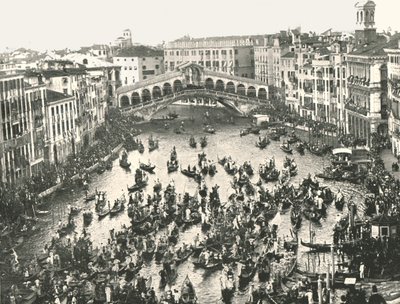 ग्रैंड कैनाल, वेनिस, इटली, 1895 में फेट डे। द्वारा अज्ञात