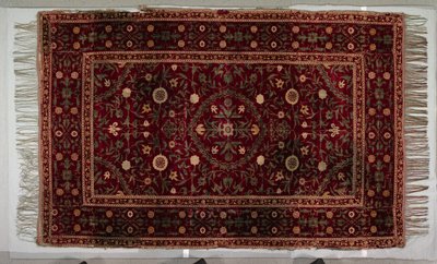 मेडलियन पैटर्न के साथ फ्लोरस्प्रेड, 1650-1700। द्वारा अज्ञात
