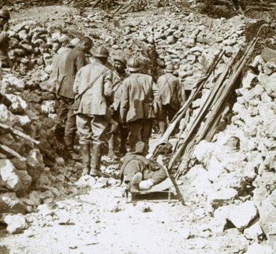 जर्मन घायल, थियाउमोंट, वर्दुन, उत्तरी फ्रांस, c1914-c1918 द्वारा अज्ञात