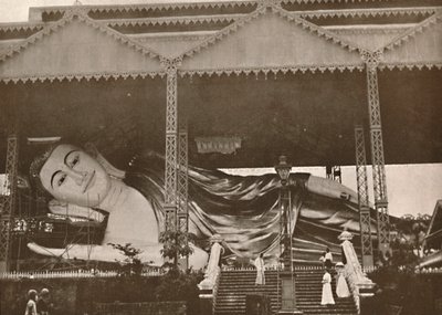 बुद्ध, पेगू, 1900 का विशाल पुनरावर्तन चित्र। द्वारा अज्ञात