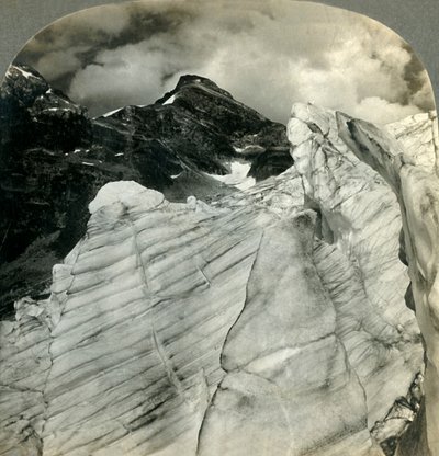 कनाडाई रॉकीज में ग्लेशियल व्यू ..., बीसी, कनाडा, 1903। द्वारा अज्ञात