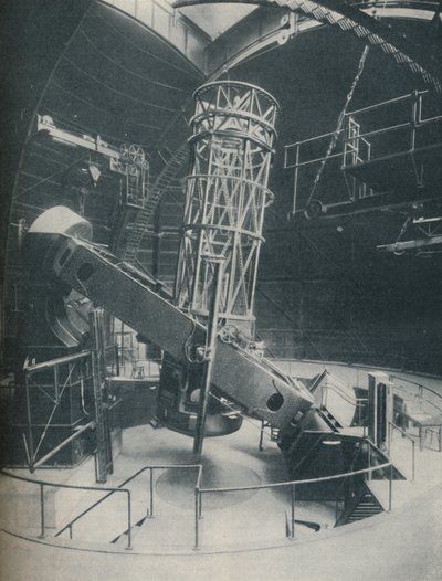 स्टील और कंक्रीट के साथ हेजिंग राउंड, 100 इंच का रिफ्लेक्टर, c1935 द्वारा अज्ञात