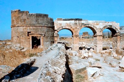 हायरपोलिस, पामुककेल, तुर्की, 190BC द्वारा अज्ञात