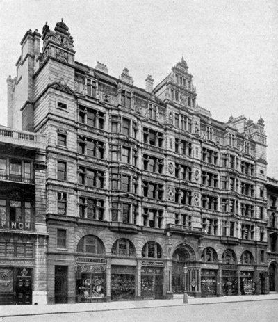 1904 में बर्कबेक बैंक, होल्बोर्न के सामने द्वारा अज्ञात