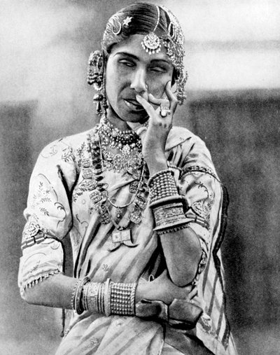 इंडियन नच गर्ल, 1936 द्वारा अज्ञात