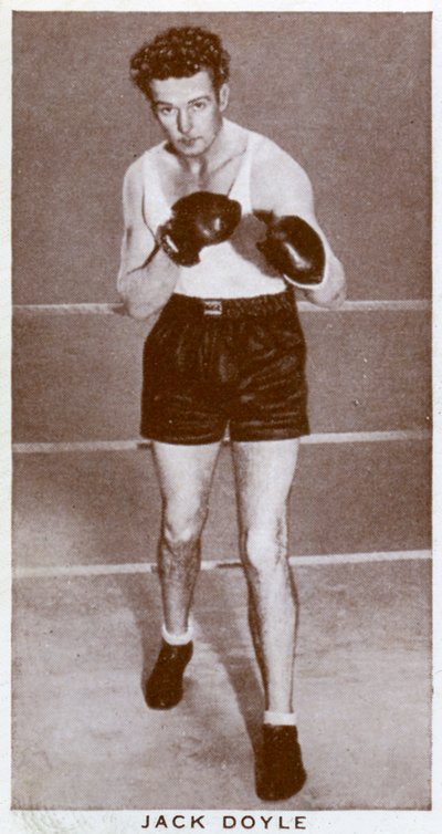 जैक डॉयल, आयरिश मुक्केबाज, 1938 द्वारा अज्ञात