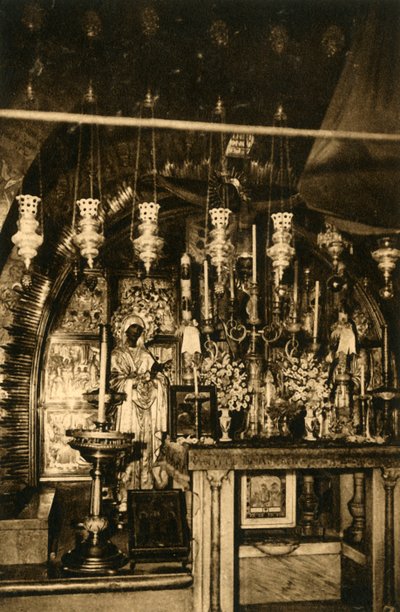 यरुशलम - चर्च ऑफ द होली सीपुलचर - कलवारी, c1918-c1939। द्वारा अज्ञात