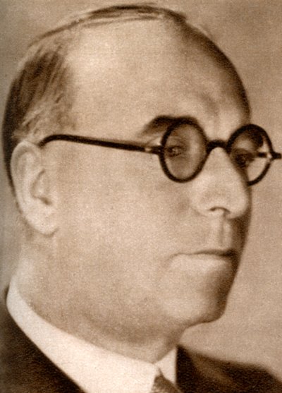 जॉन मैक्सवेल, ब्रिटिश इंटरनेशनल पिक्चर्स, 1933 के अध्यक्ष और प्रबंध निदेशक द्वारा अज्ञात