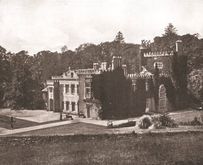 केंटचर्च कोर्ट, हियरफोर्डशायर, 1894। द्वारा अज्ञात