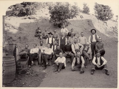 ला ग्रेंज माइन क्रू, कैलिफोर्निया, 1900s। द्वारा अज्ञात