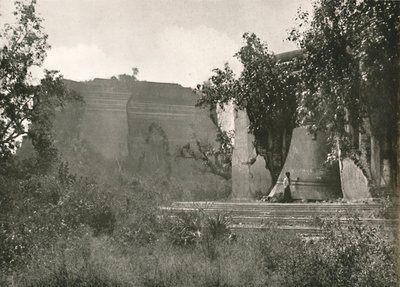 मिंगून पैगोडा और ग्रेट बेल, 1900। द्वारा अज्ञात
