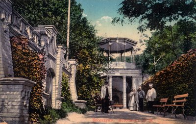 खनिज पानी वसंत 18, यसेंतुकी, रूस, 1900। द्वारा अज्ञात