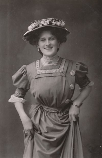 मिस ज़ेन डेयर, 1887-1975, c1930। द्वारा अज्ञात