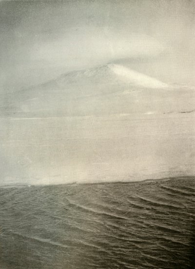 आइस-फुट से माउंट एरेबस, c1908, 1909 द्वारा अज्ञात