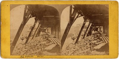 पेरिस की नगर पालिका (1871): विलेट के घाटों का दृश्य। अनाम फोटोग्राफी। कार्डबोर्ड पर प्रिंट करें। मंद। 17x6 सेमी द्वारा अज्ञात