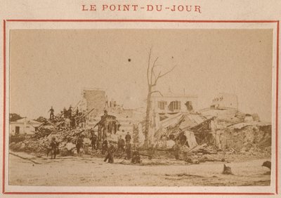पेरिस की नगर पालिका (1871): मई 1871 में पेरिस में पॉइंट-डु-जर्स जिले में खंडहरों का दृश्य। पियरे पेपेटिट की तस्वीर। कार्डबोर्ड पर प्रिंट करें, मंद। 9x5,4 सेमी द्वारा अज्ञात