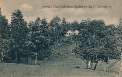 नुवारा एलिया गोल्फ लिंक्स, 7 वें टी, सीलोन पर ड्राइविंग, c1900 द्वारा अज्ञात