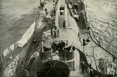 बोर्ड ए फ्रेंच ड्रेडनॉट, 1919 में। द्वारा अज्ञात
