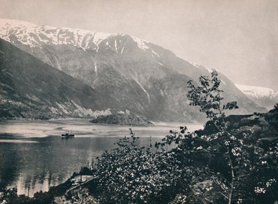1914 में हार्डेंजर फेजर्ड पर। द्वारा अज्ञात