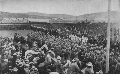युद्ध की दर्दनाक घटनाओं में से एक: प्रीटोरिया, 1902 में ब्रिटिश सैनिकों का कब्जा हो जाना द्वारा अज्ञात