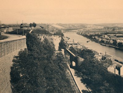 मर्सिलेज़ रोड से देखे गए द मेयुस का पैनोरमा, c1900 द्वारा अज्ञात