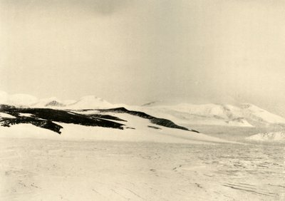 क्वीन एलेक्जेंड्रा रेंज का हिस्सा 1500 फीट ऊपर ग्लेशियर, c1908, 1909। द्वारा अज्ञात