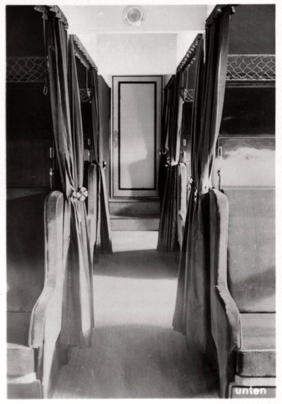 ज़ेपेलिन एलजेड 126 का यात्री डिब्बे, c1924 1933 द्वारा अज्ञात