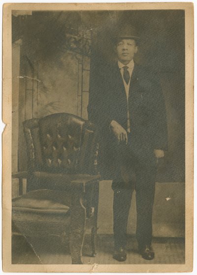 1926 से पहले सैमुअल ग्रांट का फोटो चित्र। द्वारा अज्ञात