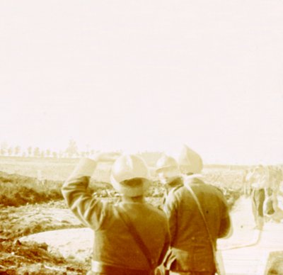 खाइयों पर विमान, रामसेपेल, बेल्जियम, c1914-c1918 द्वारा अज्ञात