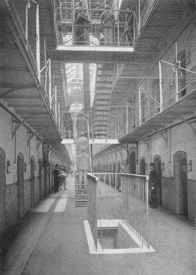 डिनर में जाने वाले कैदी, वॉर्मवुड स्क्रब जेल, लंदन, c1903 1903 द्वारा अज्ञात