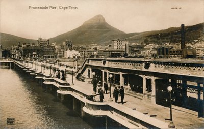 प्रोमेनेड पियर, केप टाउन, c1900 द्वारा अज्ञात