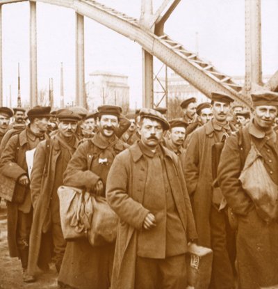 Alsace-Lorraine से सैनिकों की वापसी, c1914-c1918 द्वारा अज्ञात