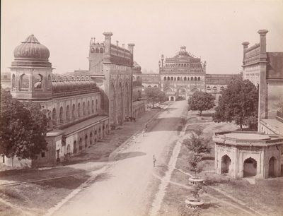 रूमी दरवाज़ा और बड़ा इमामबाड़ा का प्रवेश द्वार 'जवाब' फेसिमिली गेटवा..., 1860-70 के दशक के साथ रवाना हुआ। द्वारा अज्ञात