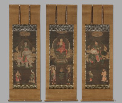 शाक्यमुनि त्रय: बुद्ध ने मंजुश्री और सामंतभद्र द्वारा भाग लिया, 1300 के अंत में। द्वारा अज्ञात