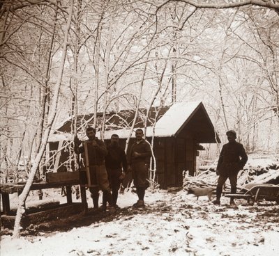 स्नो में सैनिक, रानी का जंगल, फ्रांस, c1914-c1918 द्वारा अज्ञात